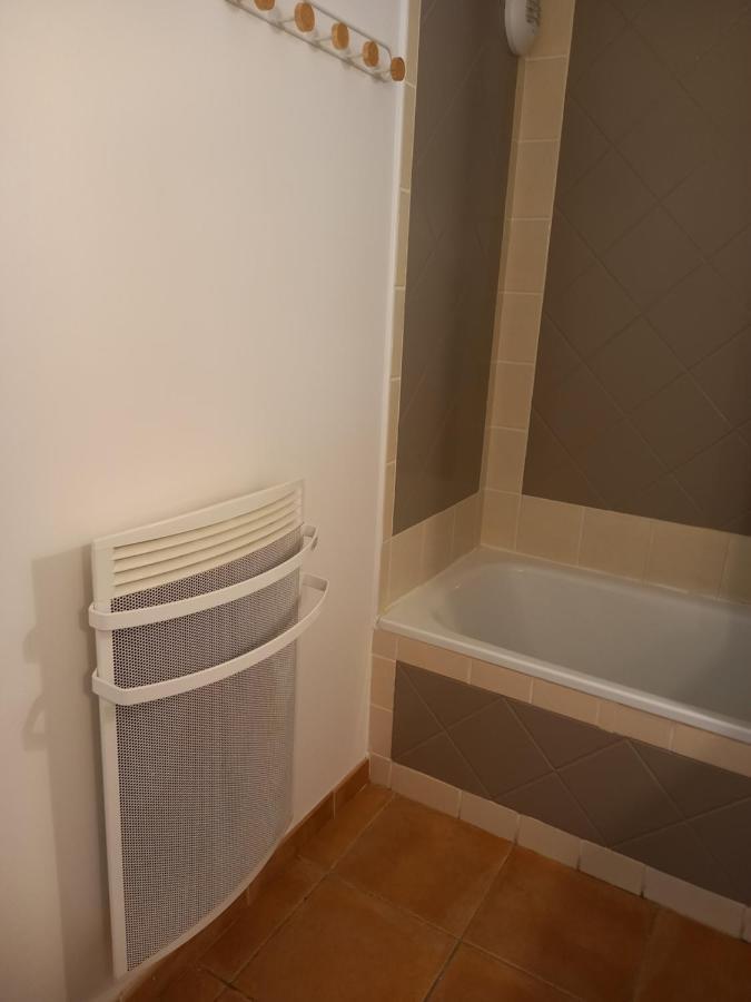 Appartement Cosy Pour Un Sejour Bien-Etre Climatise Saumane-de-Vaucluse Екстериор снимка