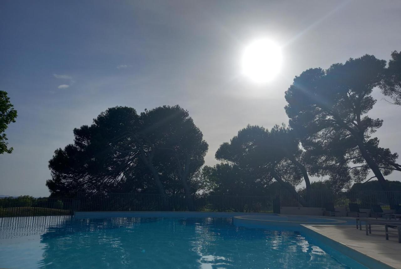 Appartement Cosy Pour Un Sejour Bien-Etre Climatise Saumane-de-Vaucluse Екстериор снимка